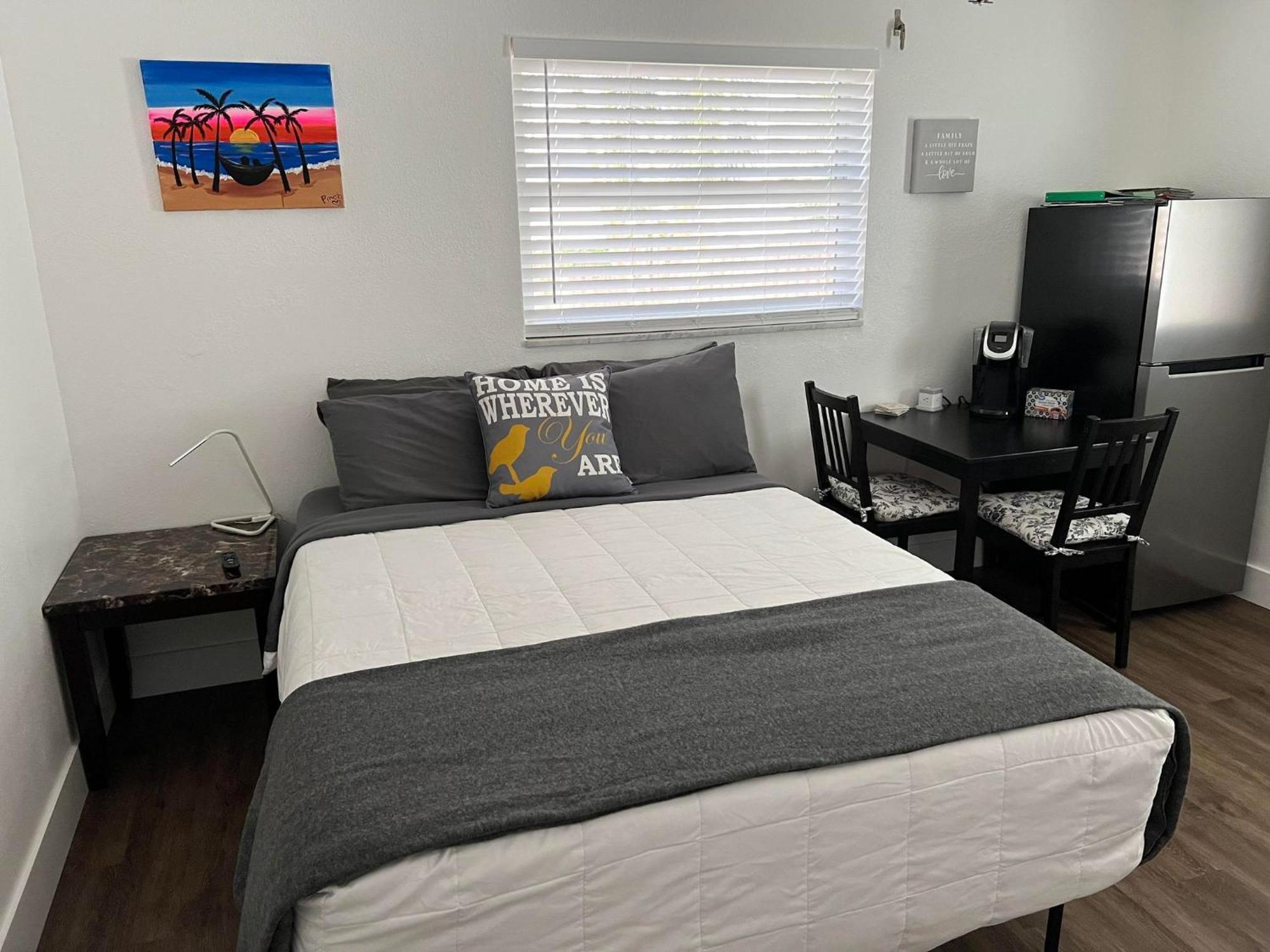 Cozy Private Studio W/Own Yard - 3Mi From Beach Семинол Екстериор снимка
